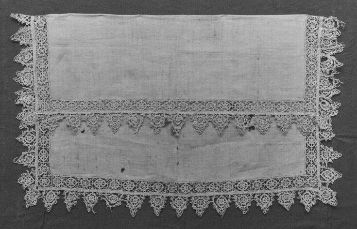 Handkerchief top image