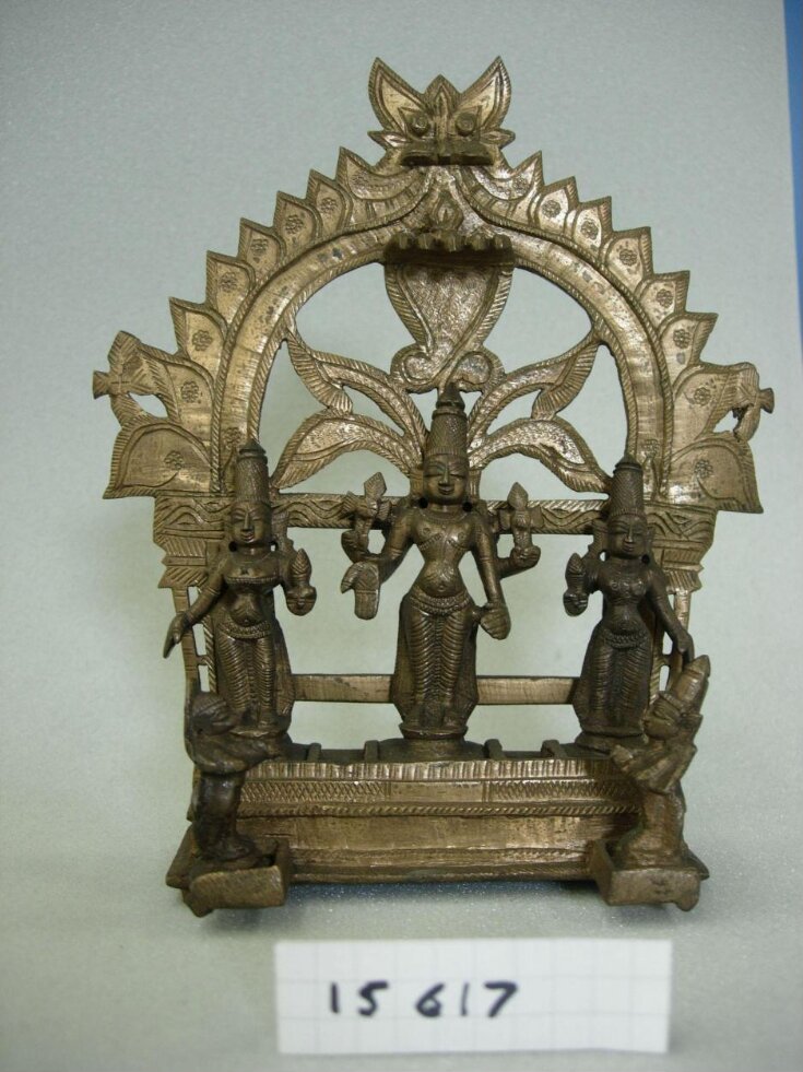  Vishnu, consorts and attendants top image