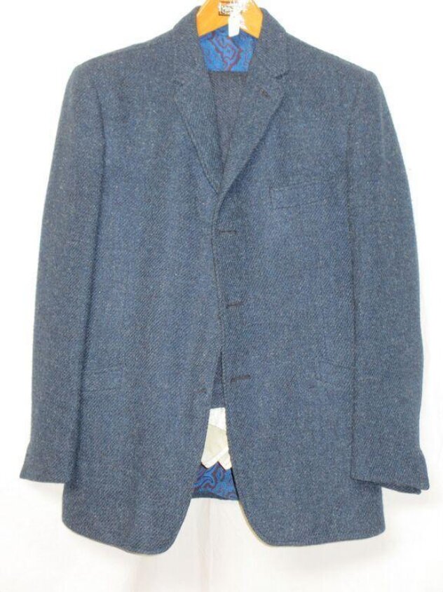Suit (1969-1970) by Cheng Men