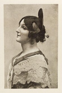 The regional costumes of Spain : their importance as a primitive expression of the aesthetic ideals of the nation thumbnail 1
