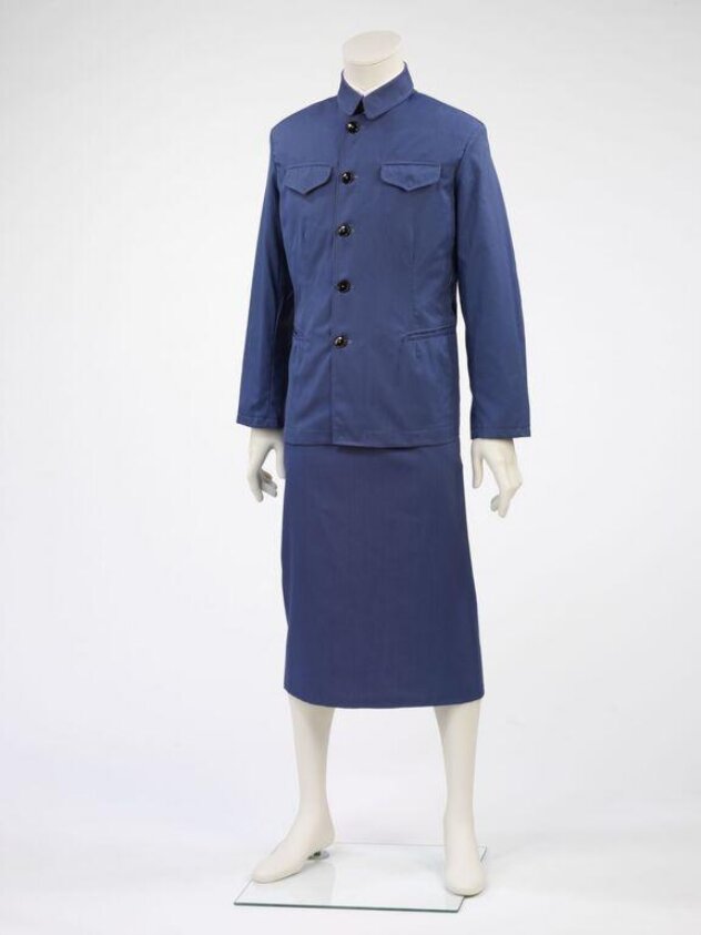 Costume — Armani, Giorgio — 1979