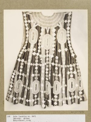 Embroidered robe