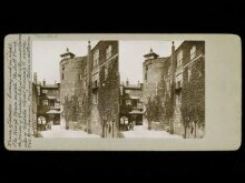 Stereoscopic photograph of the Tower of London thumbnail 1