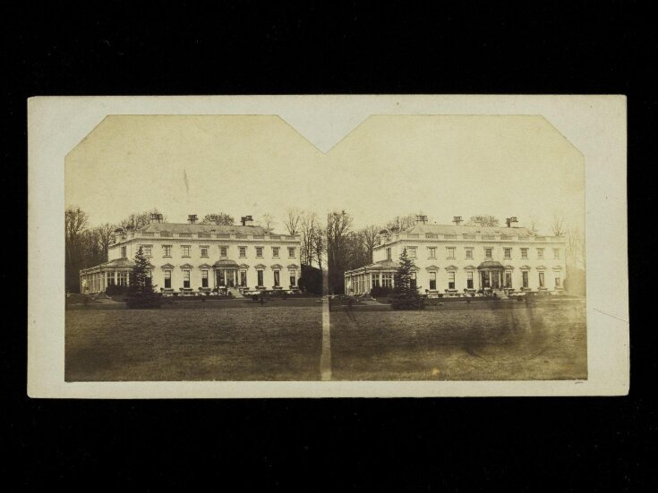 Stereoscopic photograph of a Georgian house top image