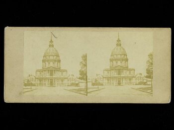 Stereoscopic photograph of a domed church in Paris