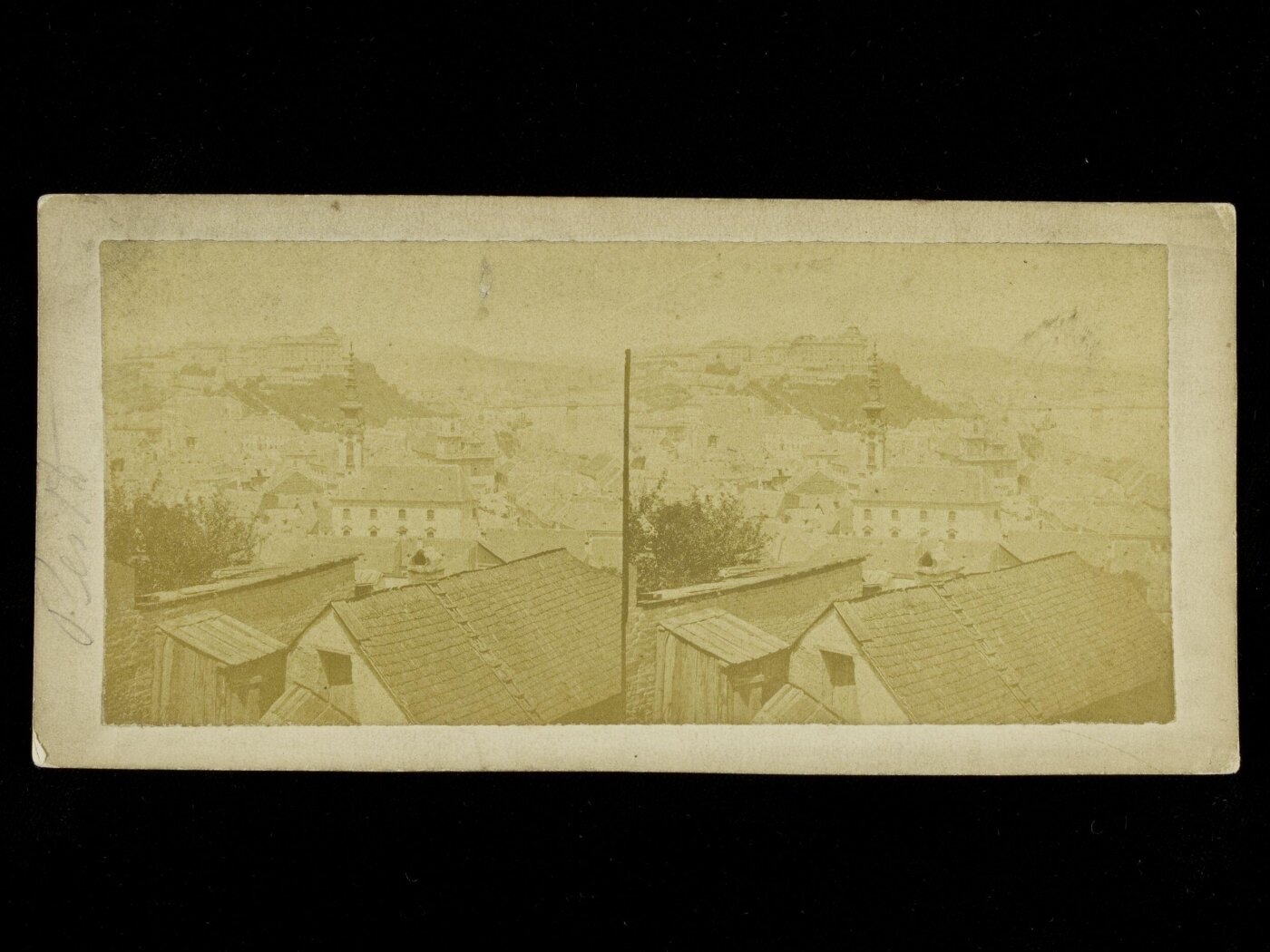 Unknown, Stereoscopic view of a town