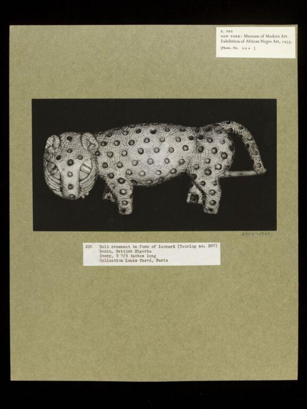 Walker Evans, Ornament in Form of Leopard