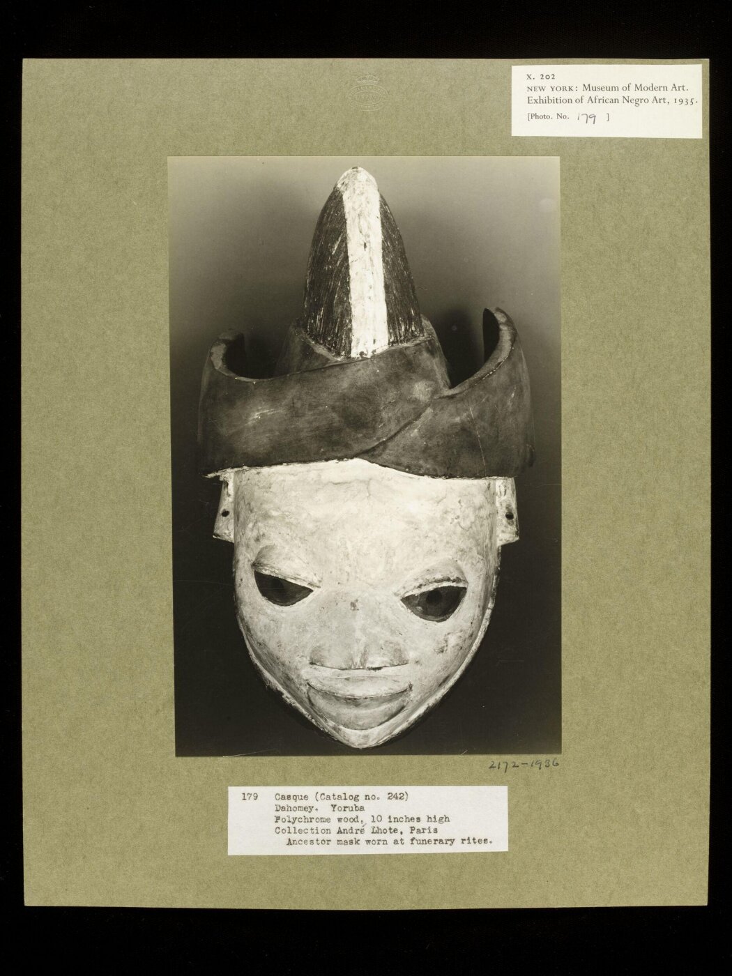 Walker Evans, Polychrome Casque