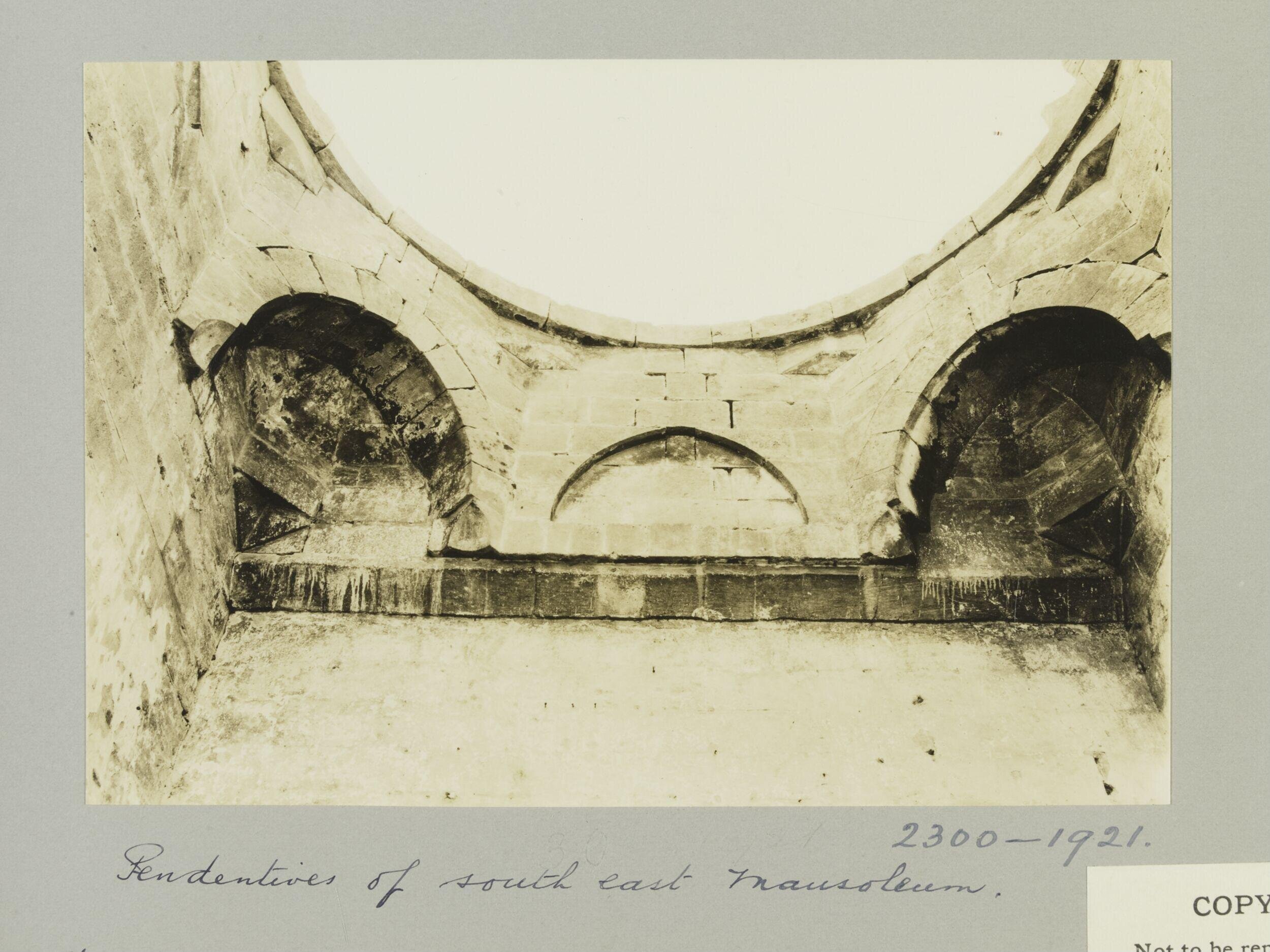 Dome pendentives of south-eastern mausoleum in Madrasa al-Zahiriyya, Aleppo