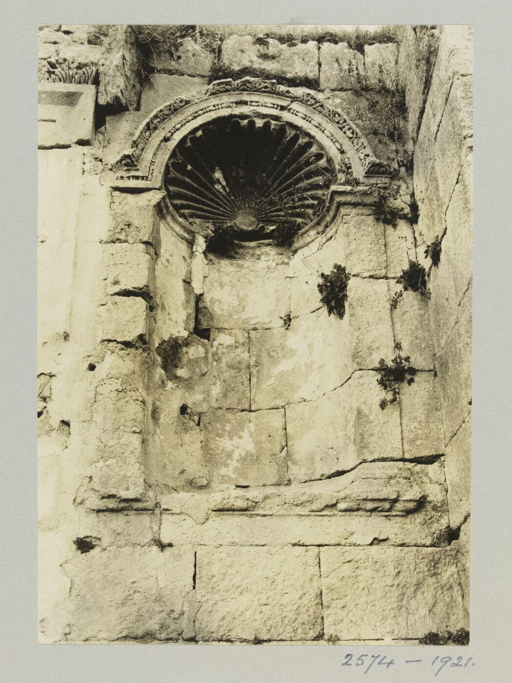 K.A.C. Creswell, Niche on the right side at the Roman Theatre, Amman Citadel, Amman