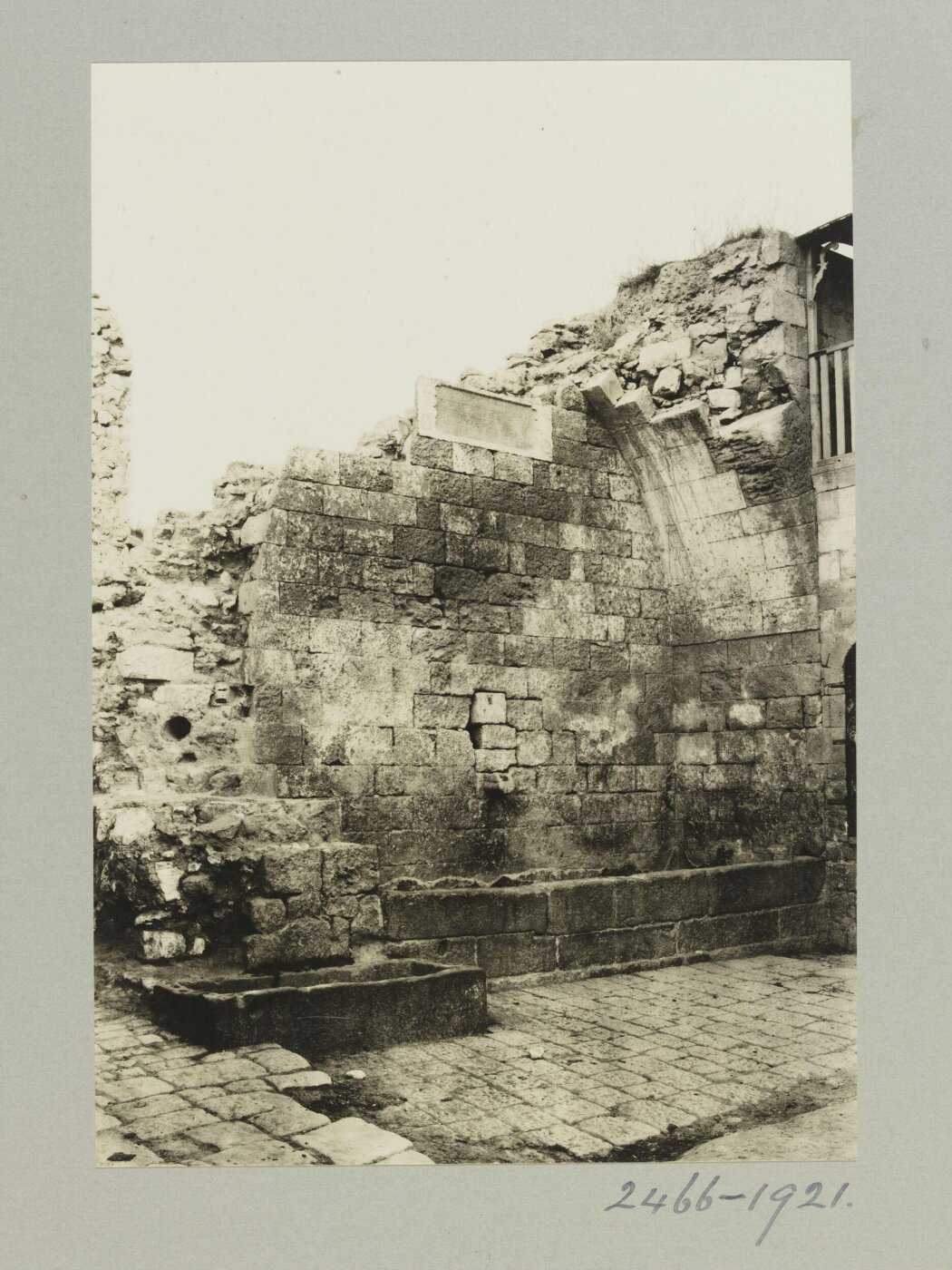 K.A.C. Creswell, The Drinking Trough of Qastal Shabariq, Aleppo