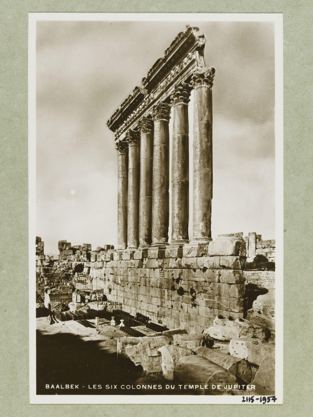 anonymous, Photograph