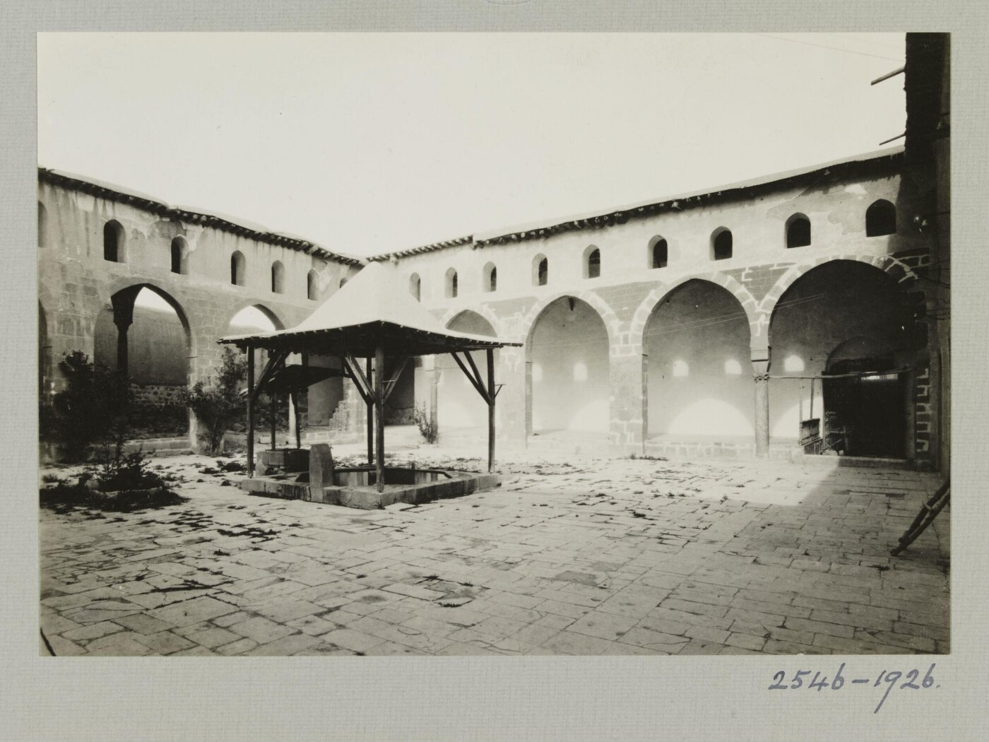K.A.C. Creswell, Courtyard of the Mosque of al-Hanabila, Damascus