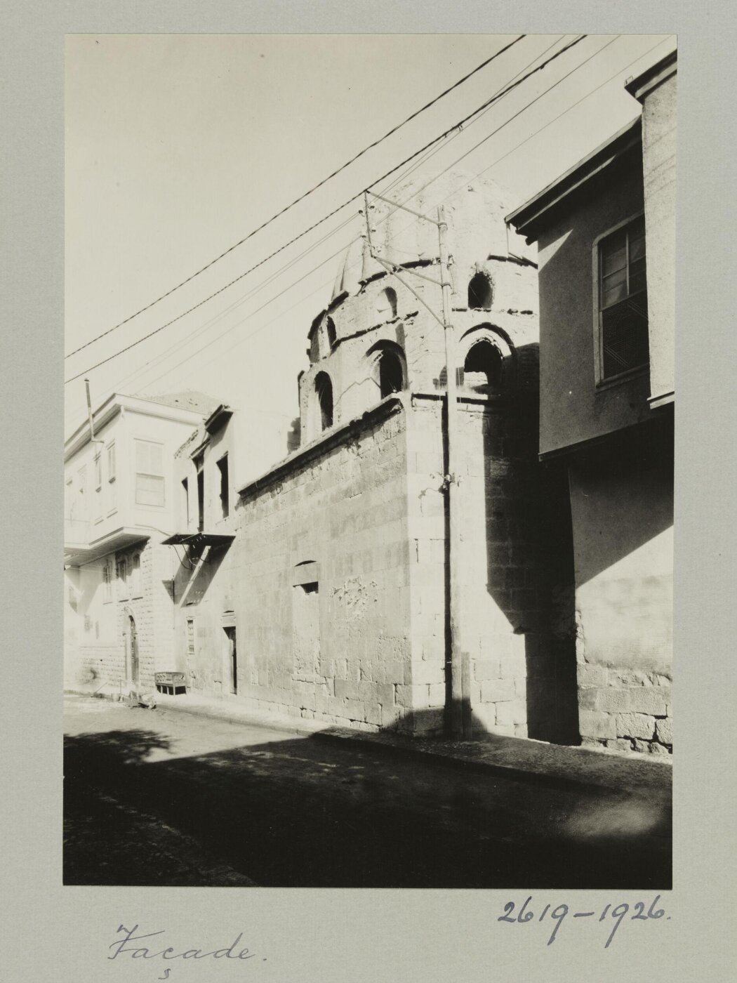 K.A.C. Creswell, The Mausoleum of Umm al-Tayf in Salihiyya, Damascus