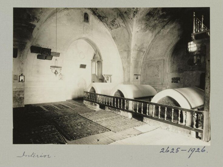 Interior of the Madrasa al-Shamiyya, Damascus top image