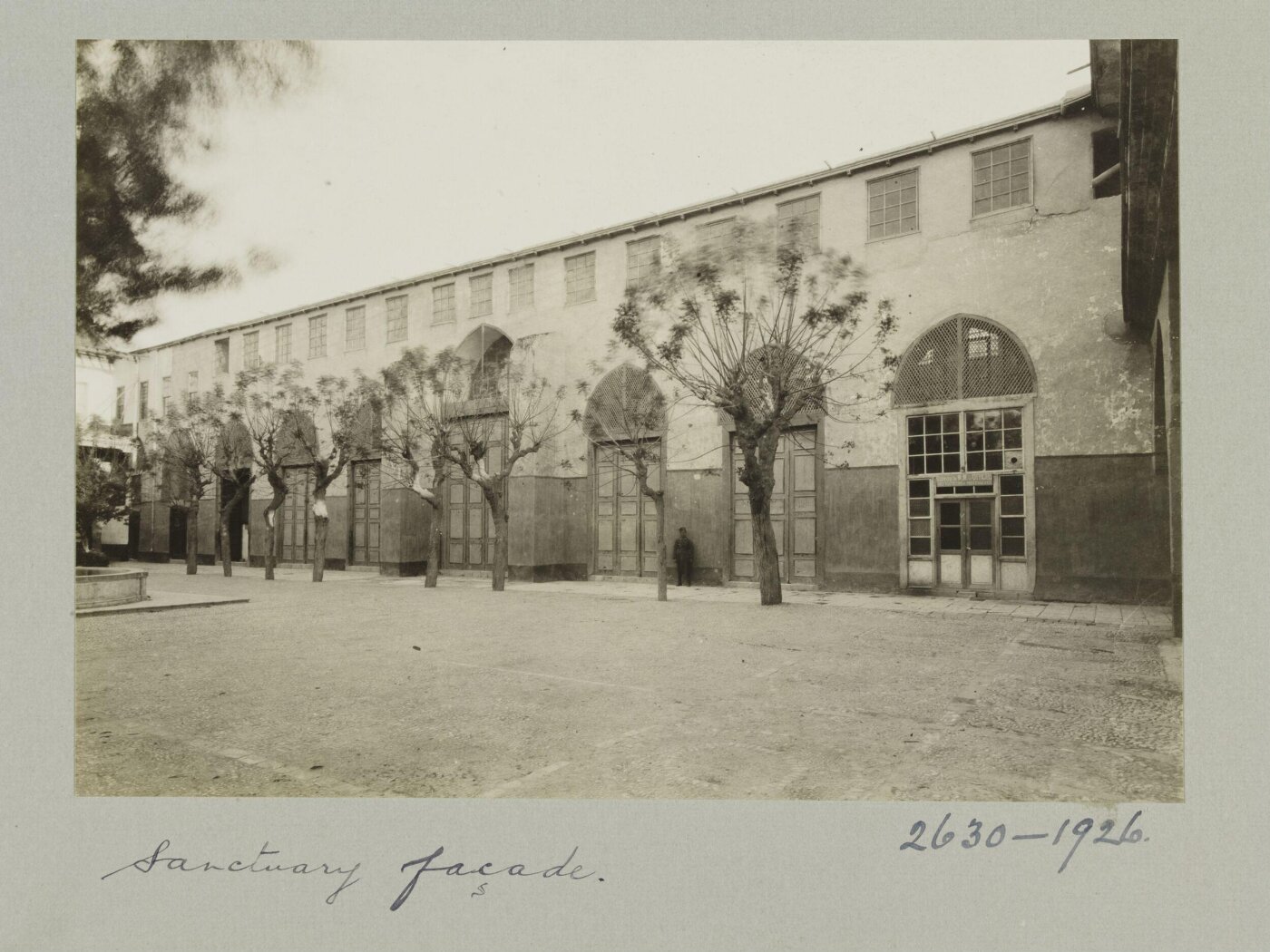 K.A.C. Creswell, Courtyard of the Mosque of Mamluk Amir Sayf al-Din Tankiz al-Nasiri, Damascus