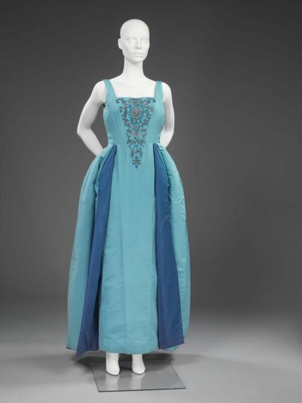 Evening Dress | V&A Explore The Collections