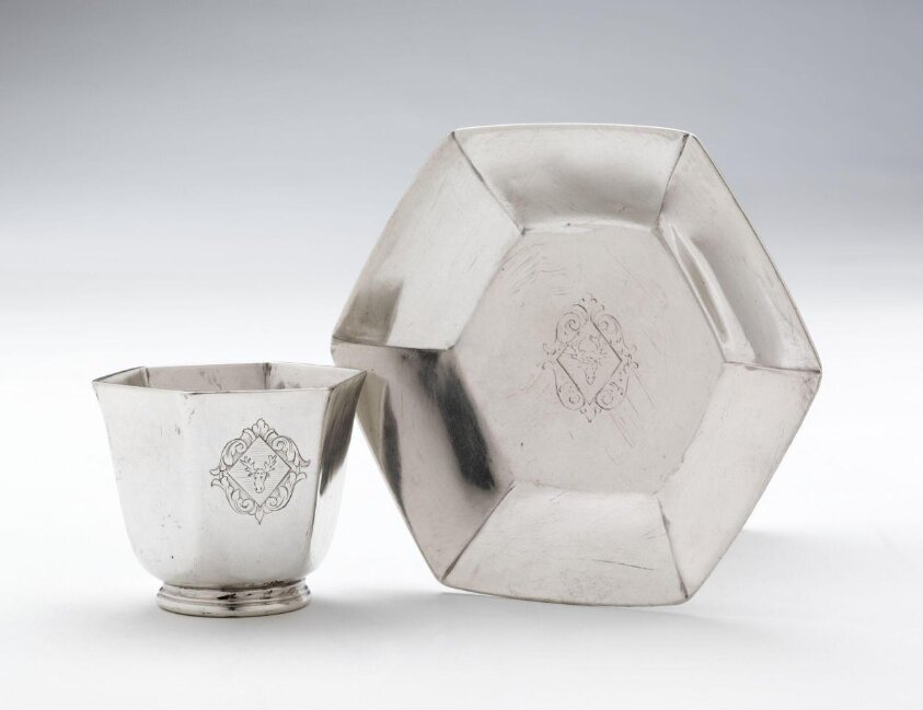 Bowl and saucer — ca. 1710