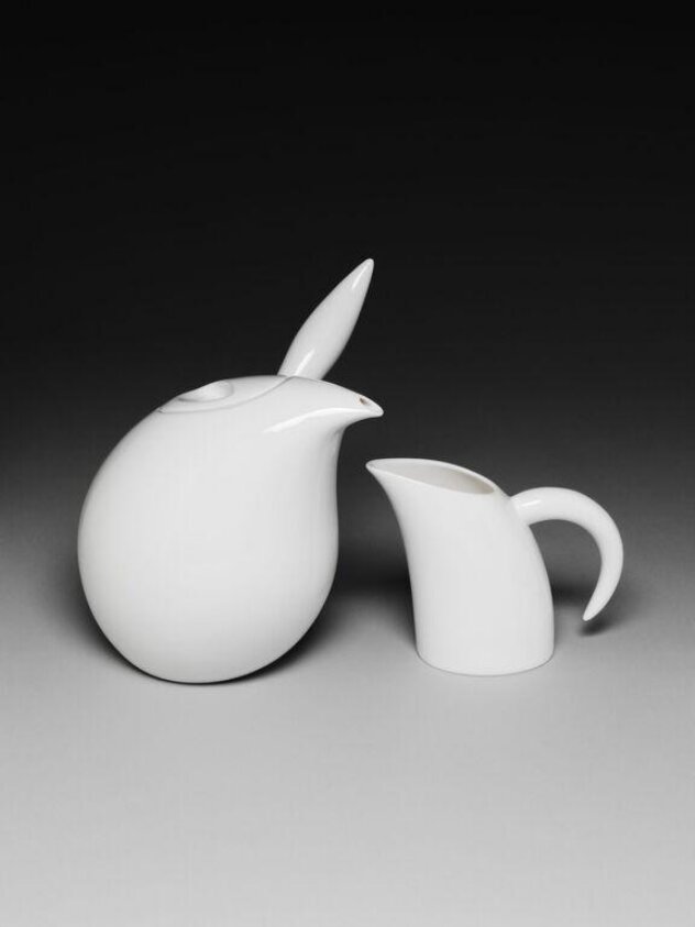 Qiqi and Keke (2000) by Shi Lin