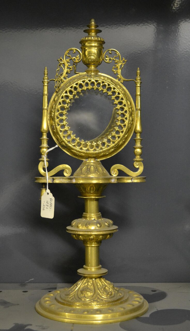 Monstrance top image