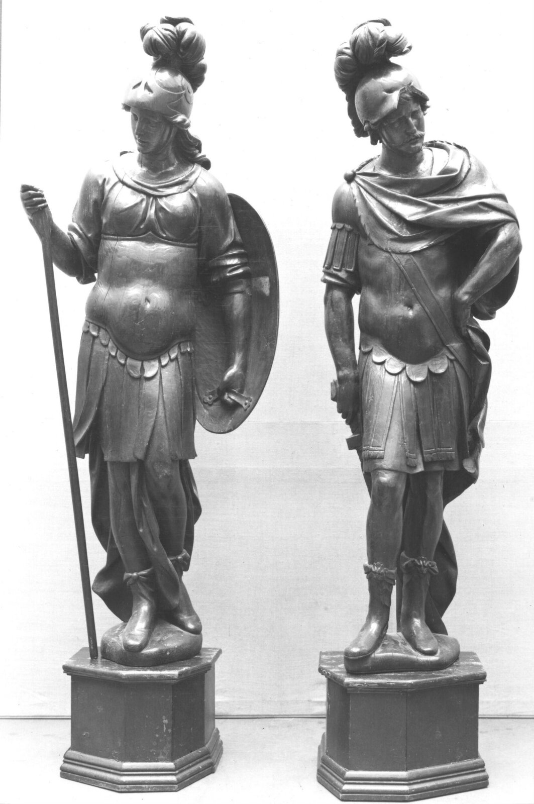 Figure, 1700-1710
