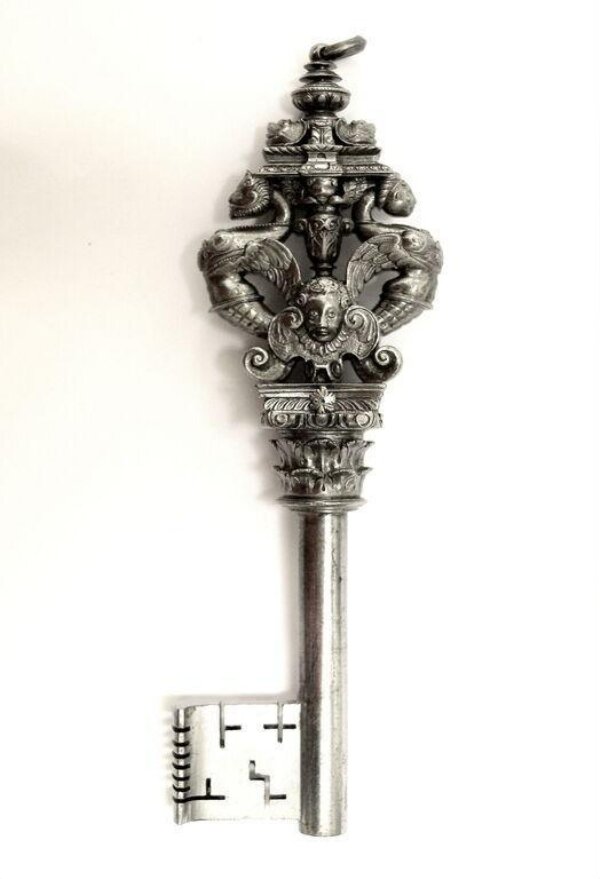 Key | V&A Explore The Collections