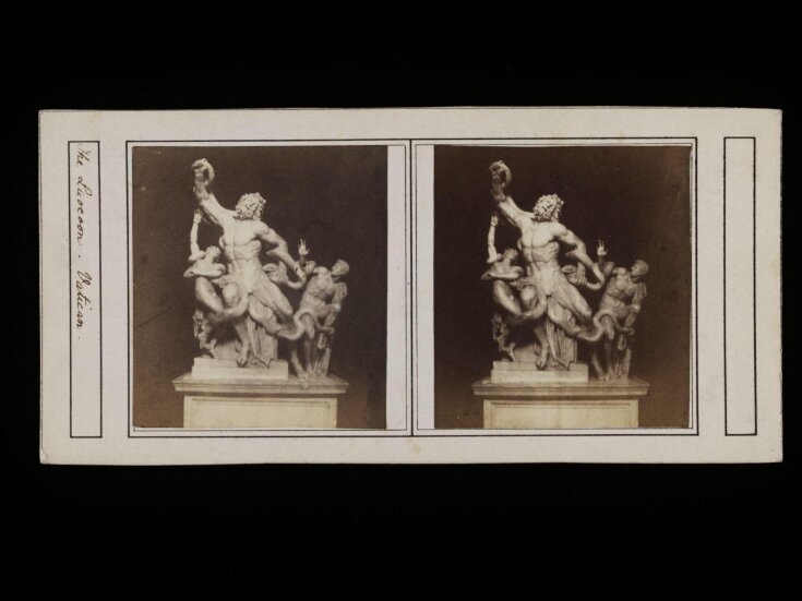 Stereoscopic photograph depicting the Laocoön top image