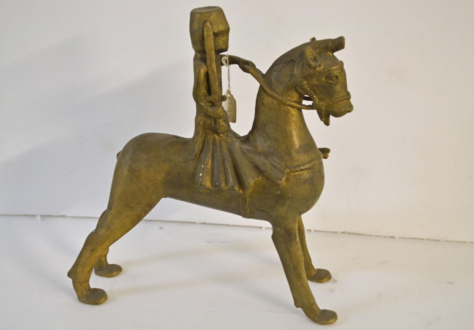 Statuette