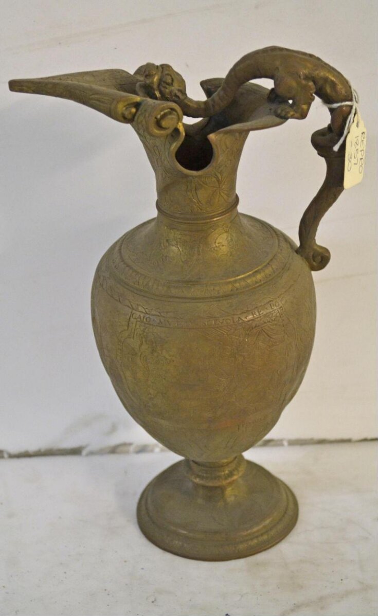 Ewer top image