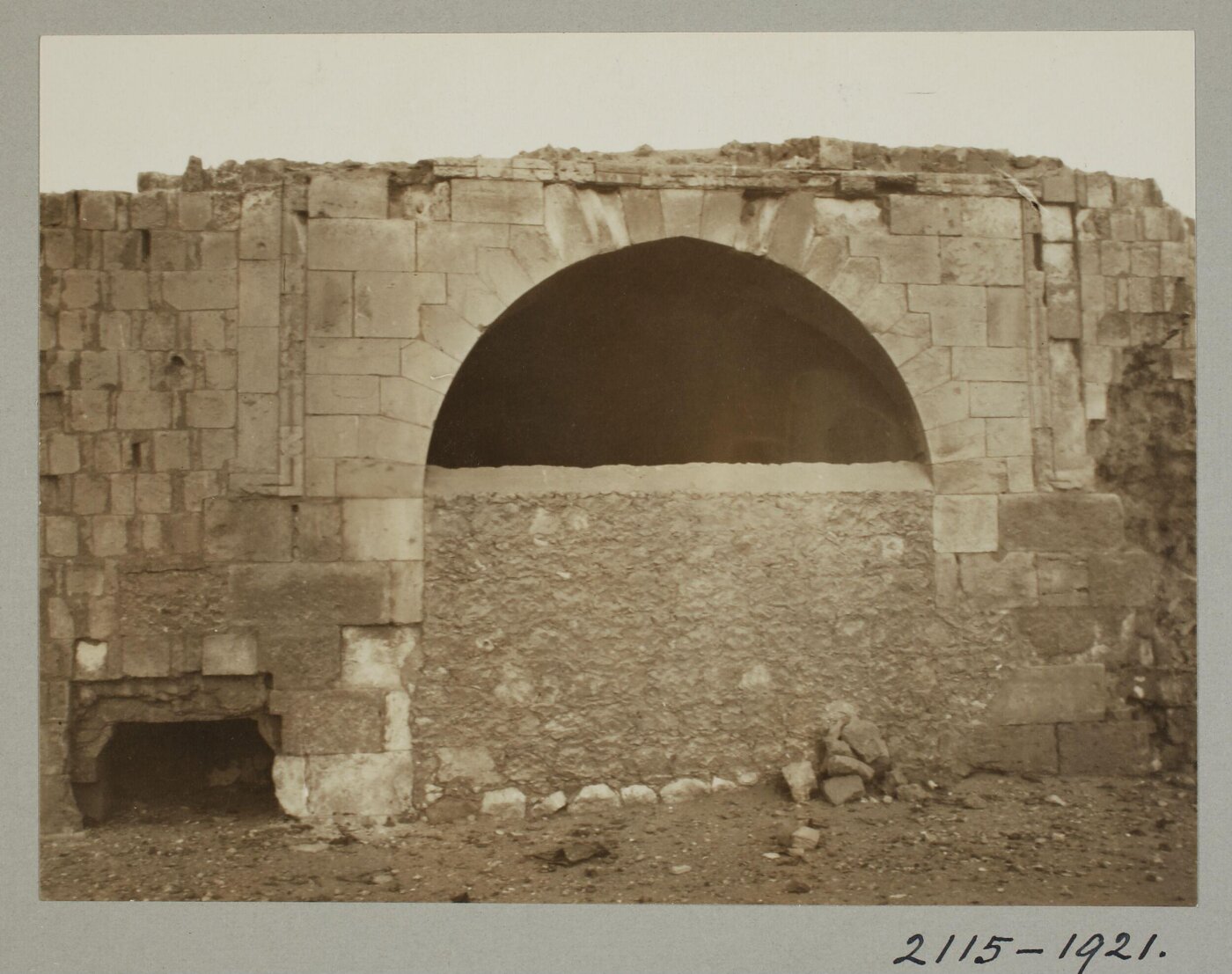 K.A.C. Creswell, Gateway tower rear face, Burj al-Zafar, Cairo