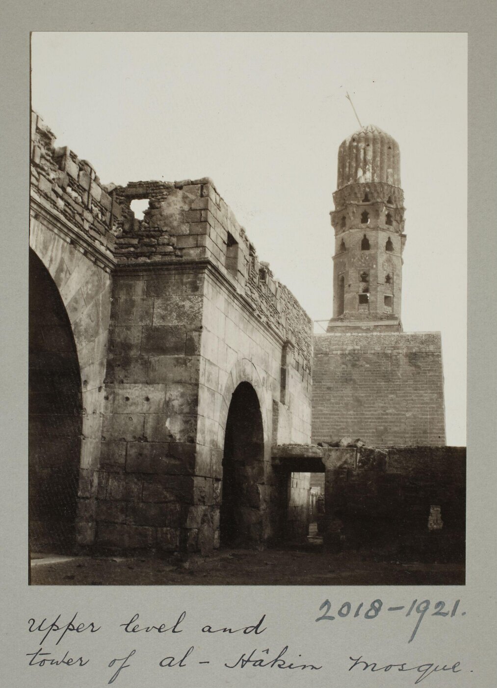 K.A.C. Creswell, Bab al-Futuh and the minaret of al-Hakim mosque, North Wall, Cairo