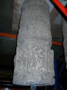 Carved stone  column thumbnail 1