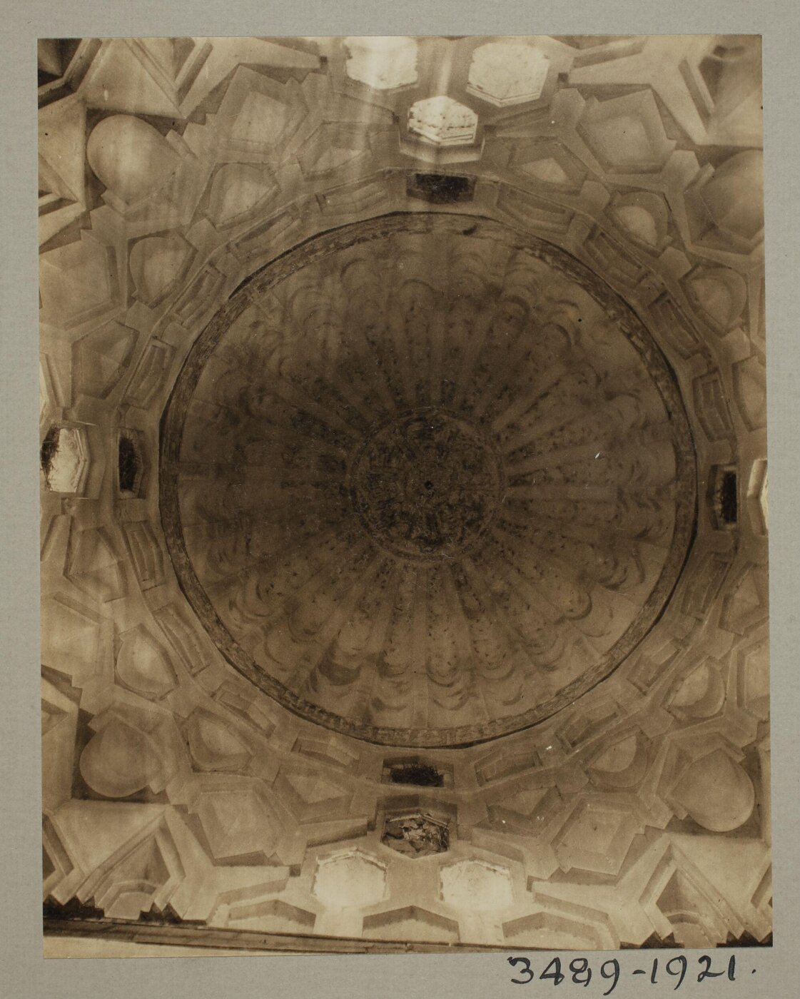 K.A.C. Creswell, Dome vaulting in the mausoleum of Mamluk Amir Tashtimur, Cairo