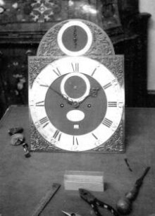 Longcase Clock thumbnail 1