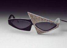 Sunglasses worn by Elton John thumbnail 1