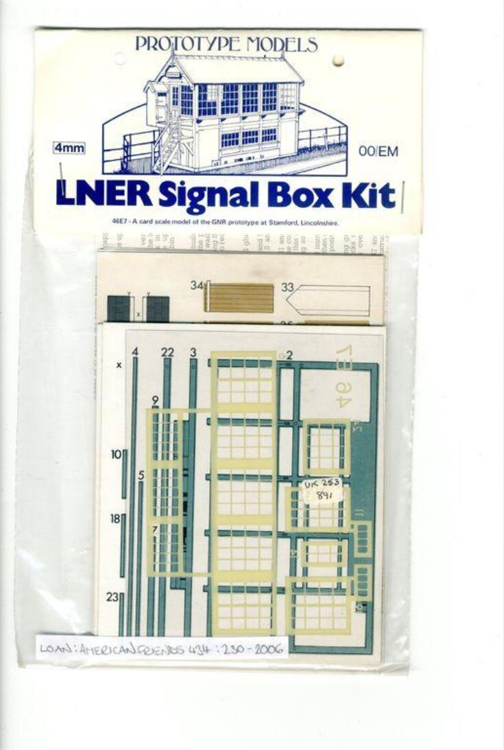 LNER Signal Box Kit top image