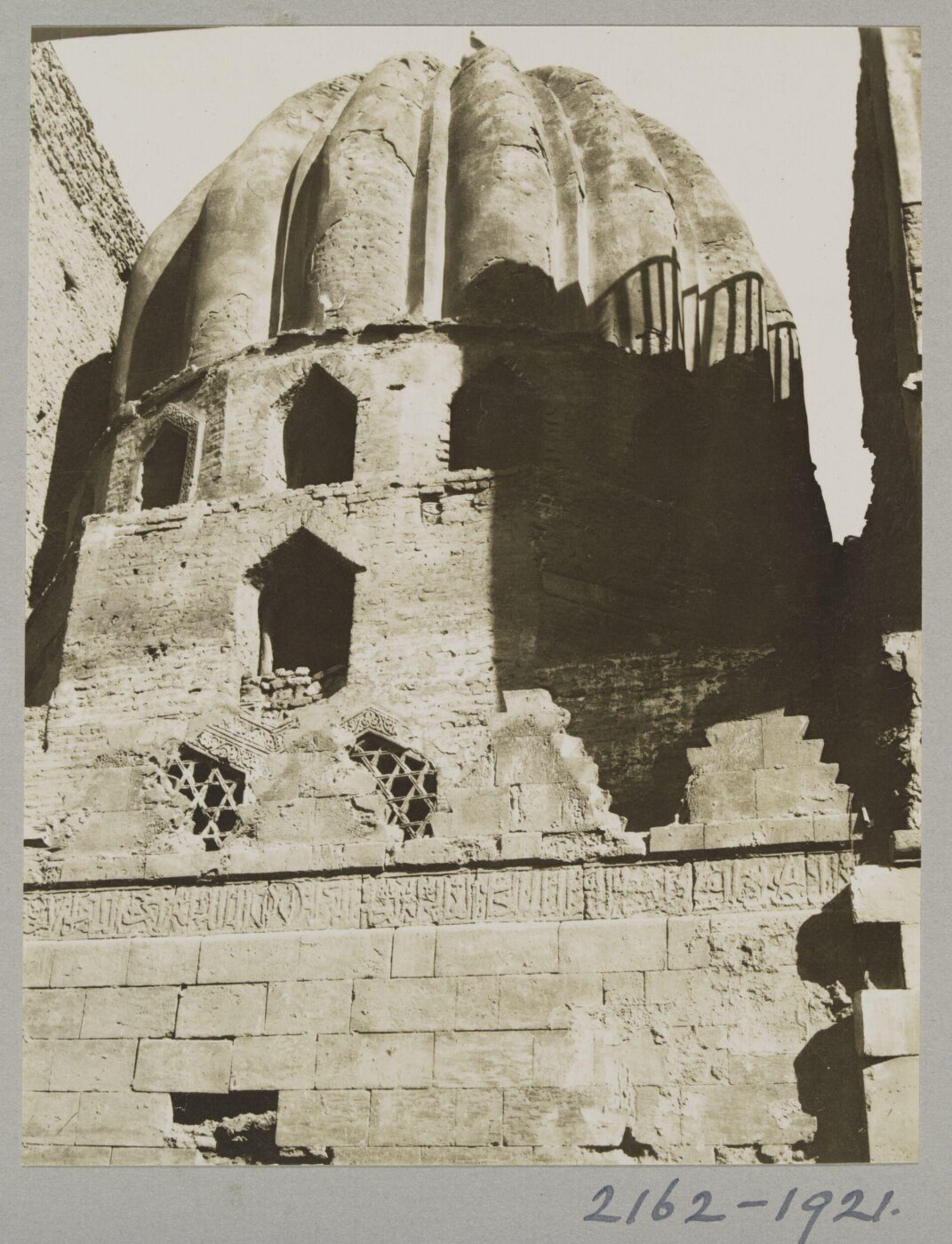 K.A.C. Creswell, A dome at the zawiyat al-‘Abbar, Cairo