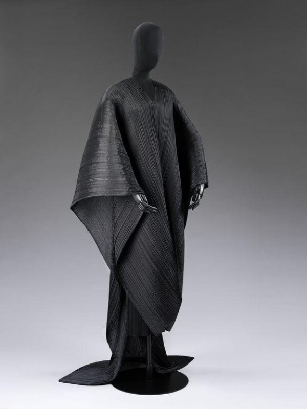 Pleats Please Issey Miyake | V&A Explore The Collections