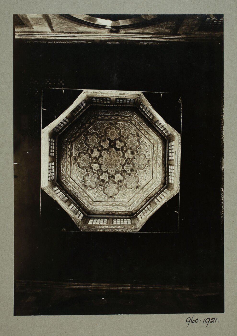 K.A.C. Creswell, Ceiling of lantern in the mosque of Qadi Yahya Zayn al-Din in Bayn al-Nahdayn, Cairo
