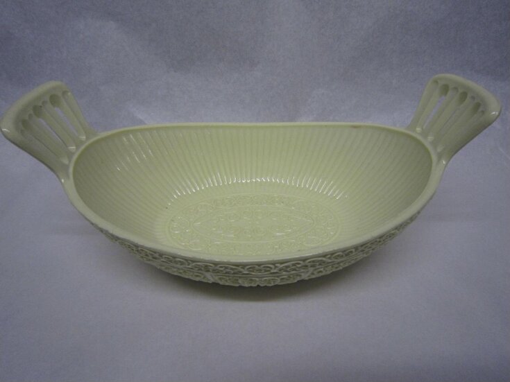 Patent Ivory Queens Ware: Vitro-porcelain top image