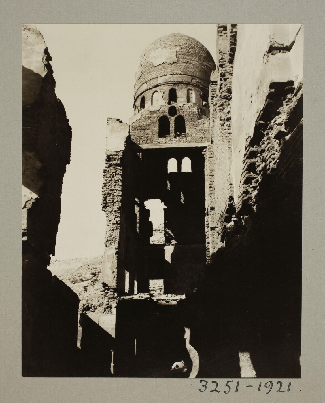 K.A.C. Creswell, Dome of the mausoleum of Jahin al-Khalwati, Cairo