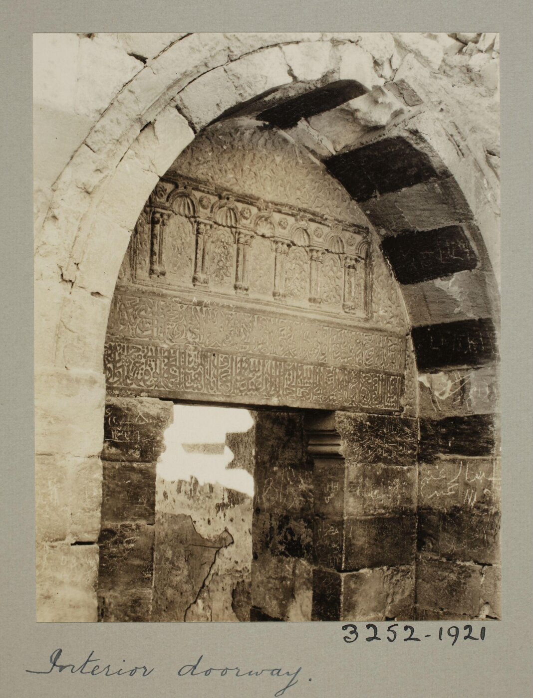 K.A.C. Creswell, Doorway in the mosque and mausoleum of Jahin al-Khalwati, Cairo