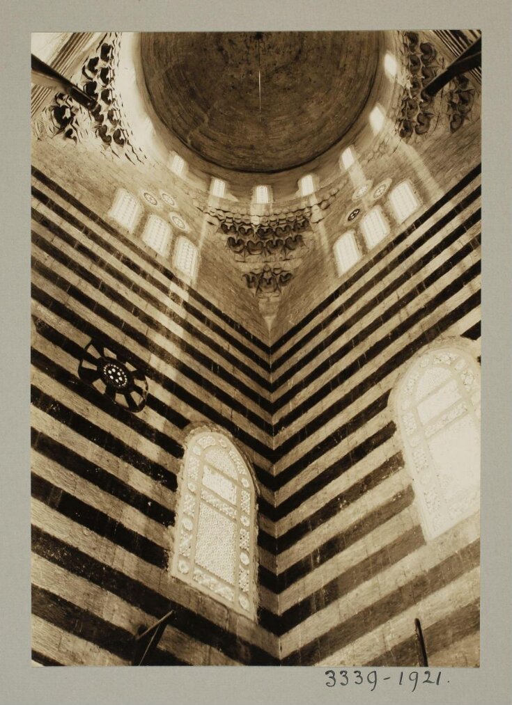 Pendentives of dome in the mosque of al-Mahmudiyya, Cairo top image