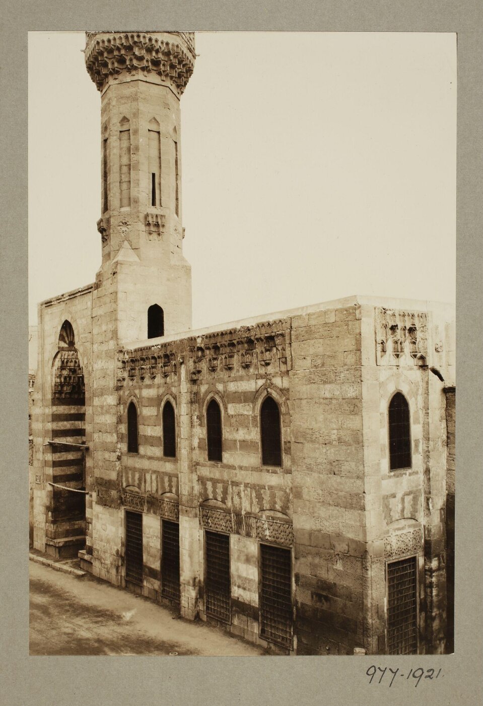 K.A.C. Creswell, The mosque of Sultan Lajin al-Saifi (Jaqmaq), Cairo
