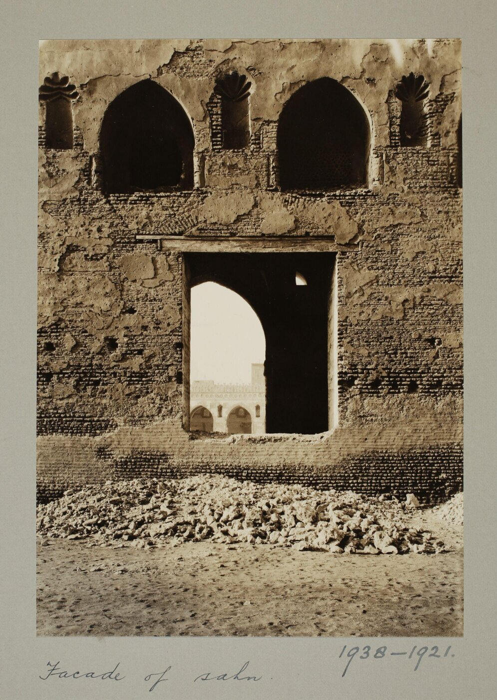 K.A.C. Creswell, Facade from the ziyada of the mosque of Ahmad ibn Tulun, Cairo