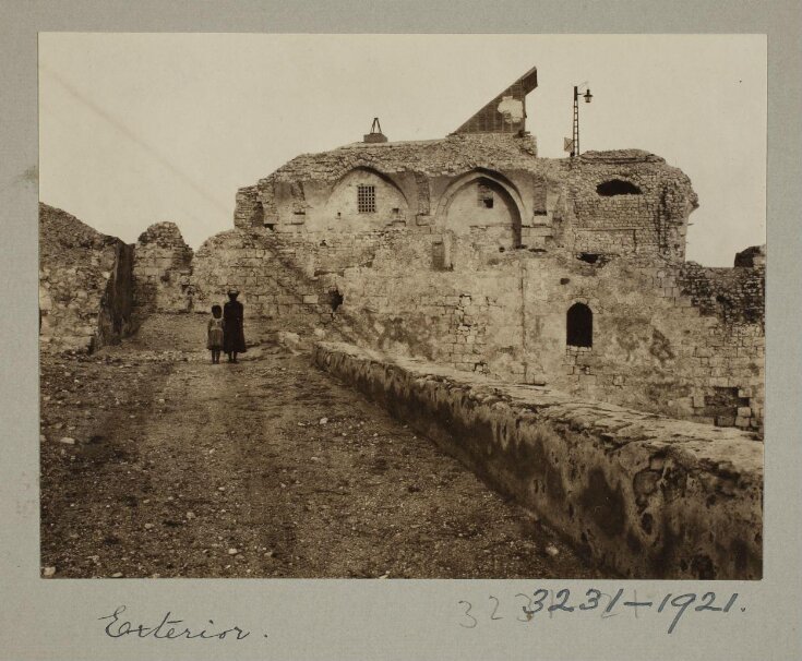 Exterior of the ruined parts in the citadel of Mamluk Sultan al-Ashraf Qaytbay, Alexandria top image