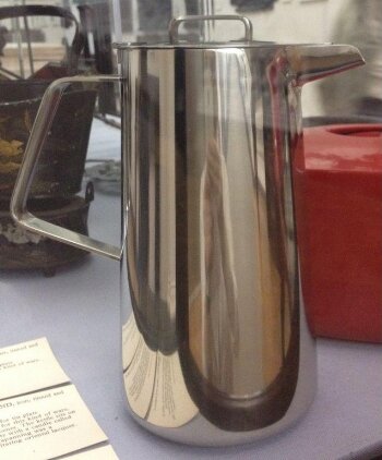 Coffee pot