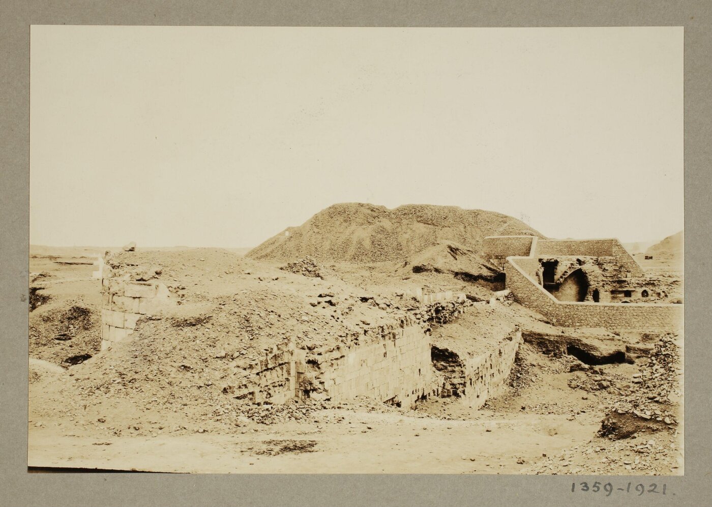 K.A.C. Creswell, North strip and angle tower in Burj al-Zafar, Cairo