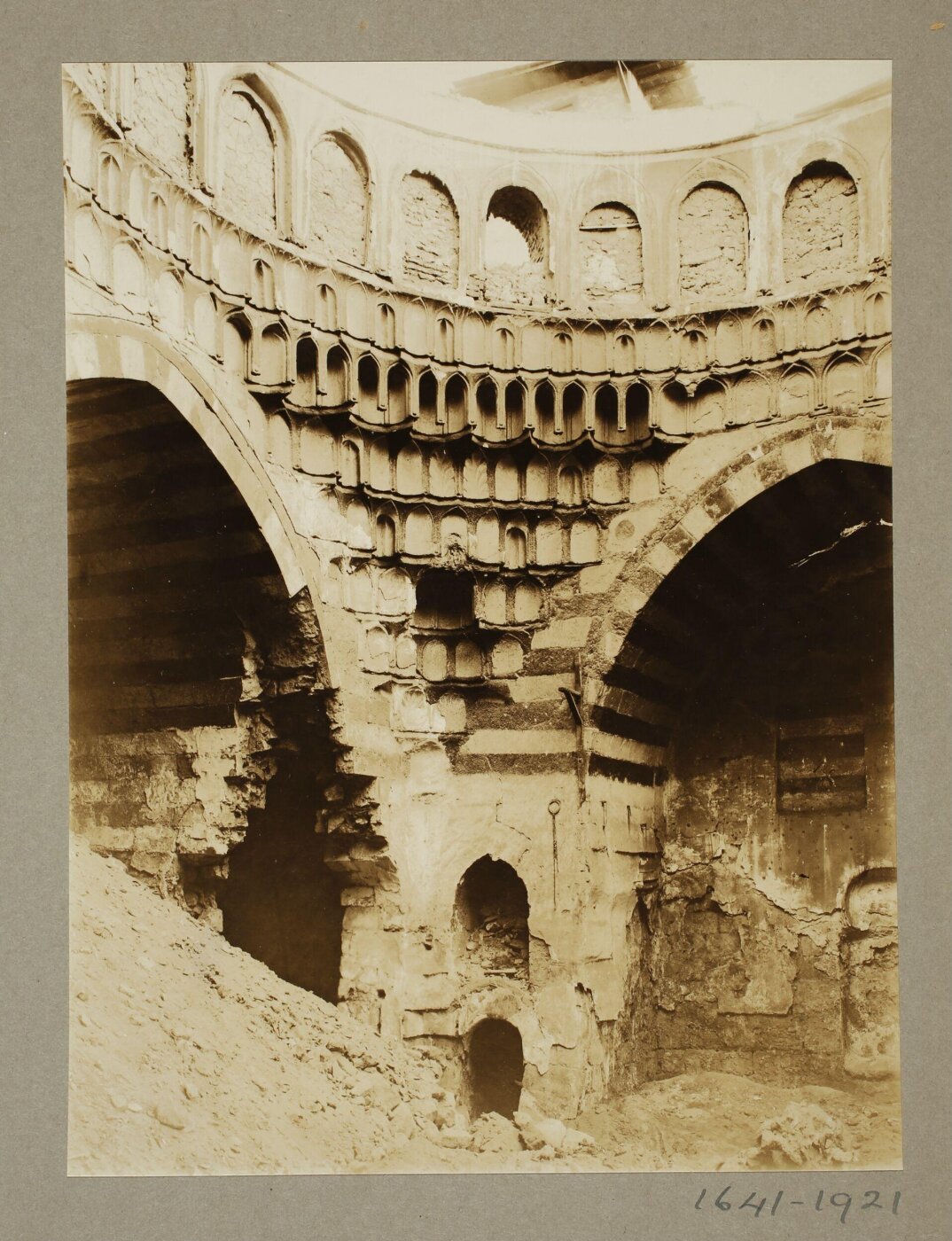 K.A.C. Creswell, Pendentive of dome in the hammam of Mamluk Sultan al-Mu'ayyad Shaykh, Cairo