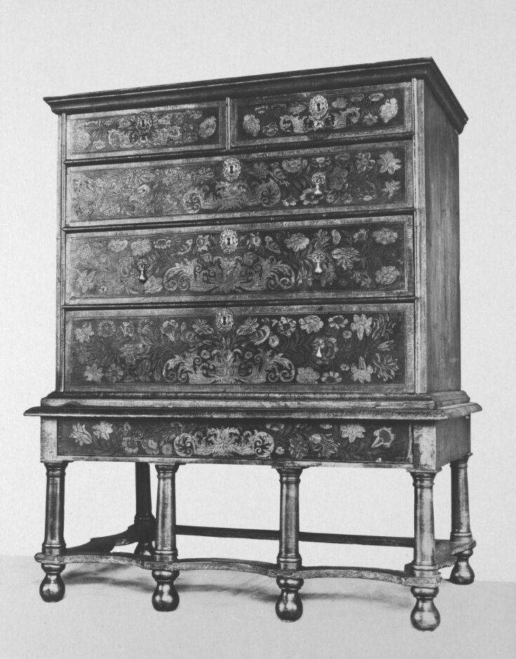 Chest of Drawers top image